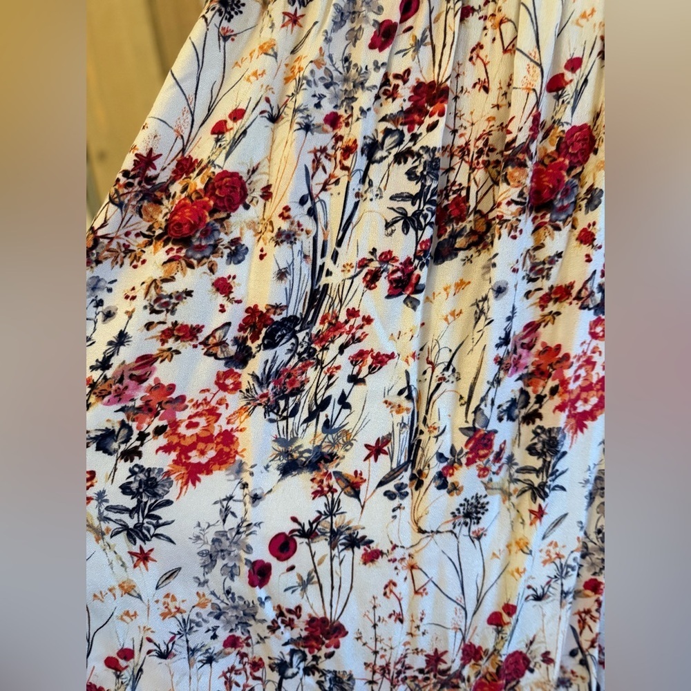 EUC Kori Faux Wrap Floral Dress - Picture 4 of 7